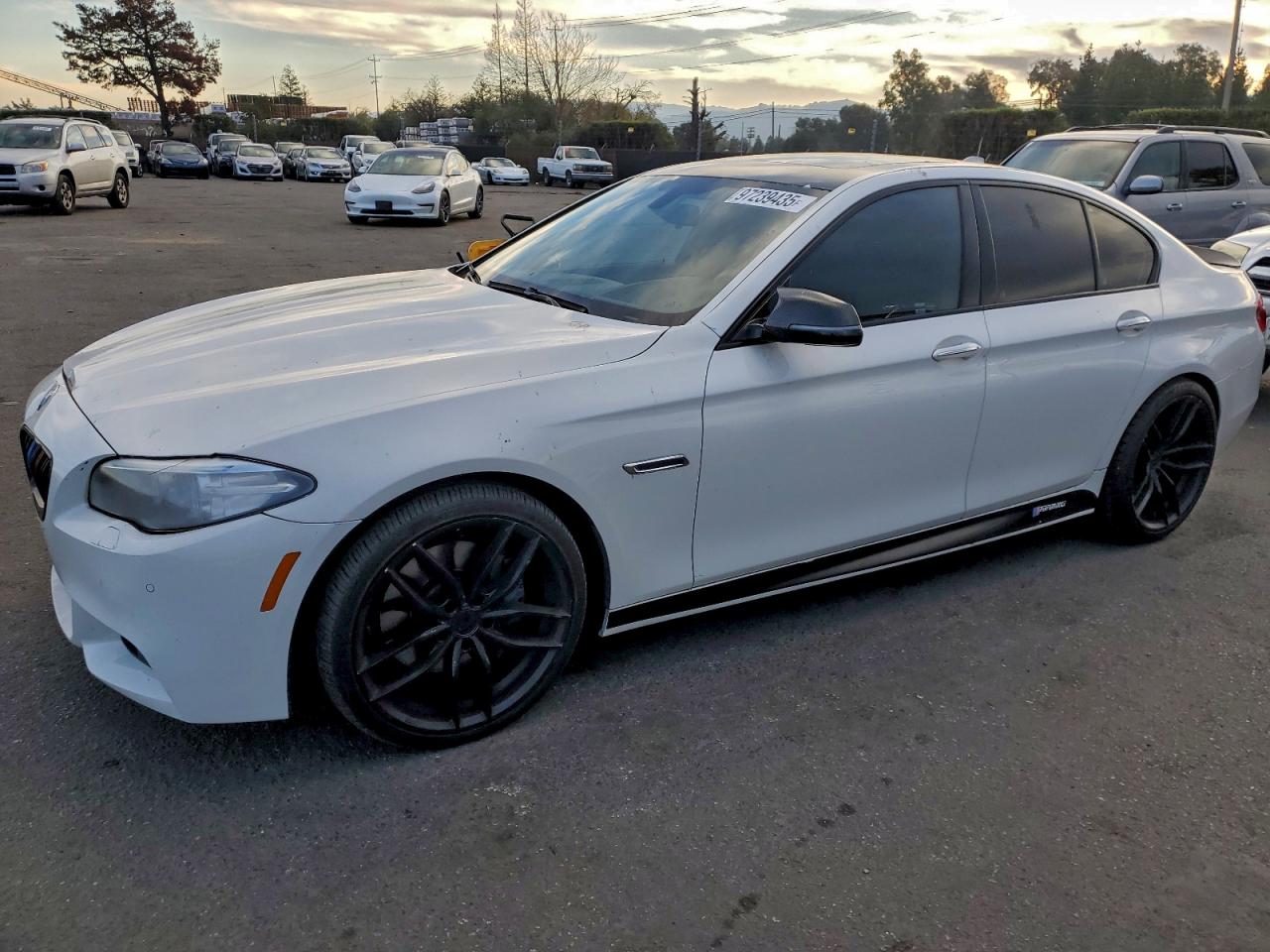 BMW 5 Series I Image 1