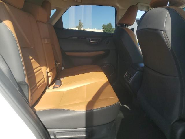 Lexus NX 300 Base Image 10