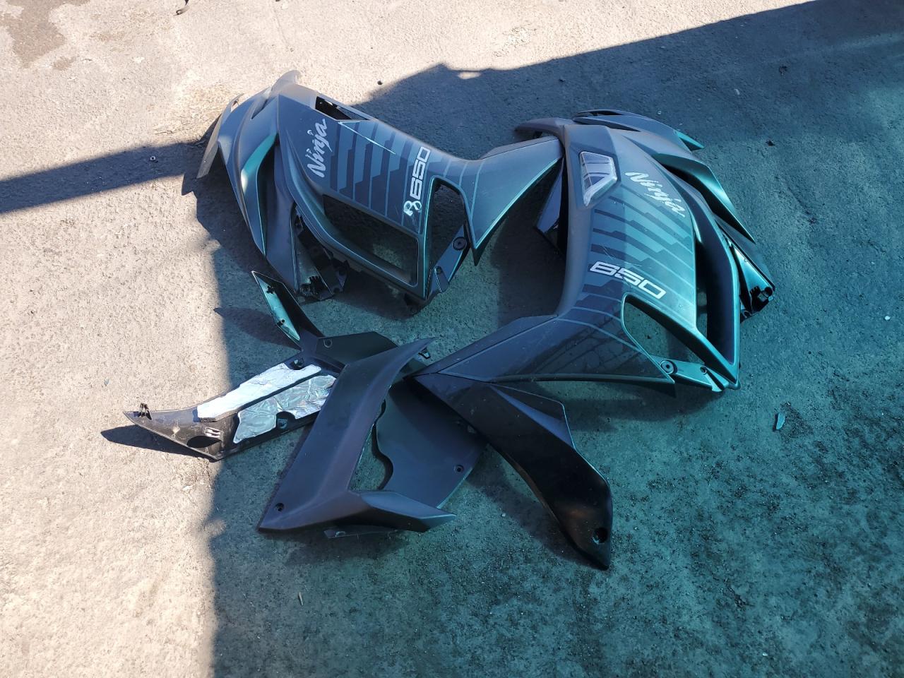 Kawasaki Ex650 P P Image 10