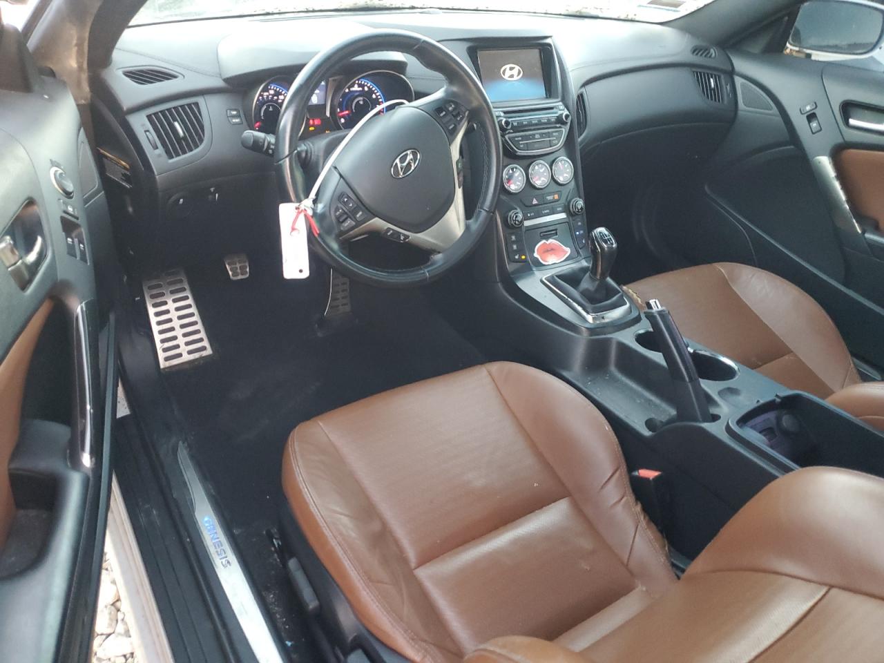 Hyundai Genesis 3.8 R-spec Image 7