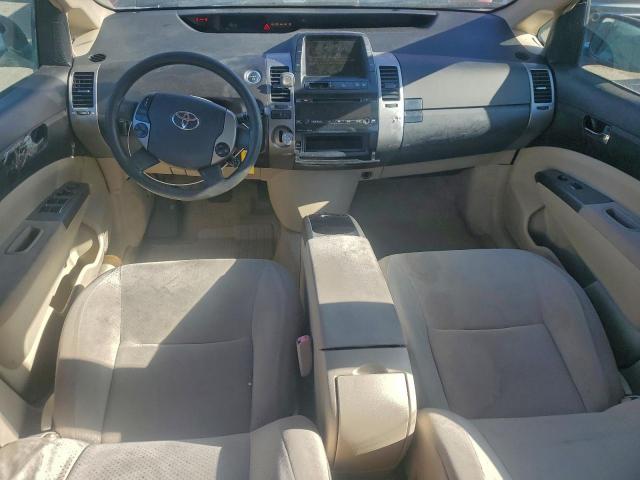 Toyota Prius Image 12