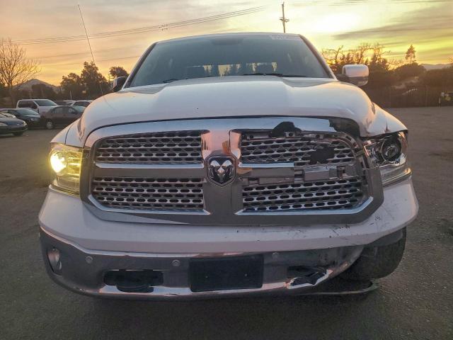 Ram 1500 Laramie Image 8