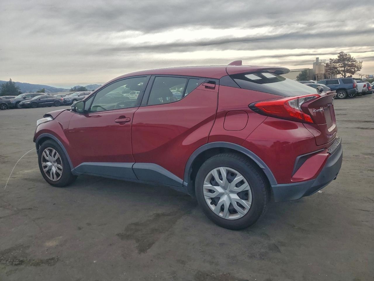 Toyota C-HR Xle Image 7