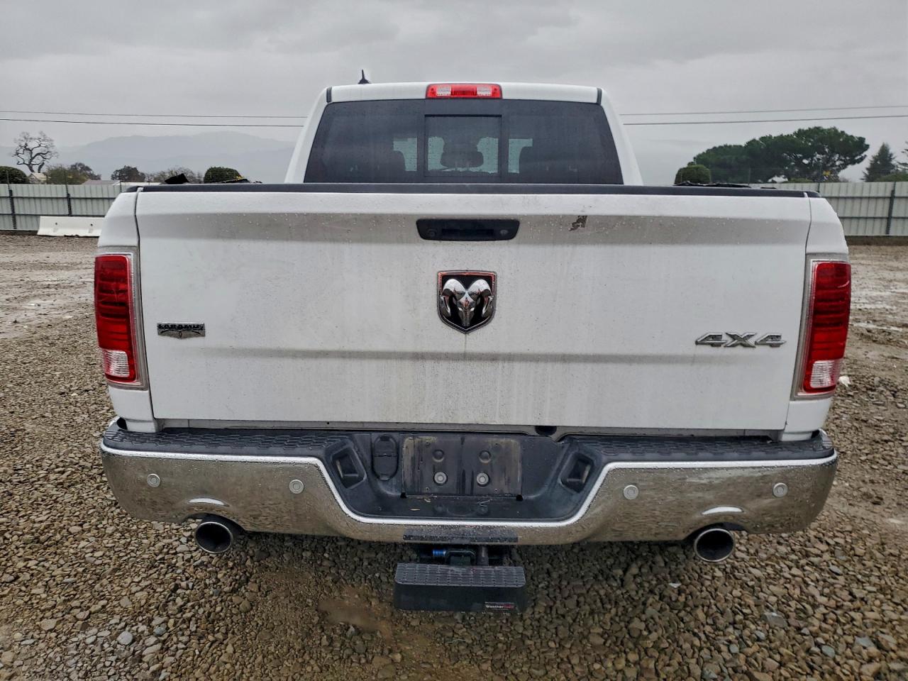 Ram 1500 Laramie Image 8