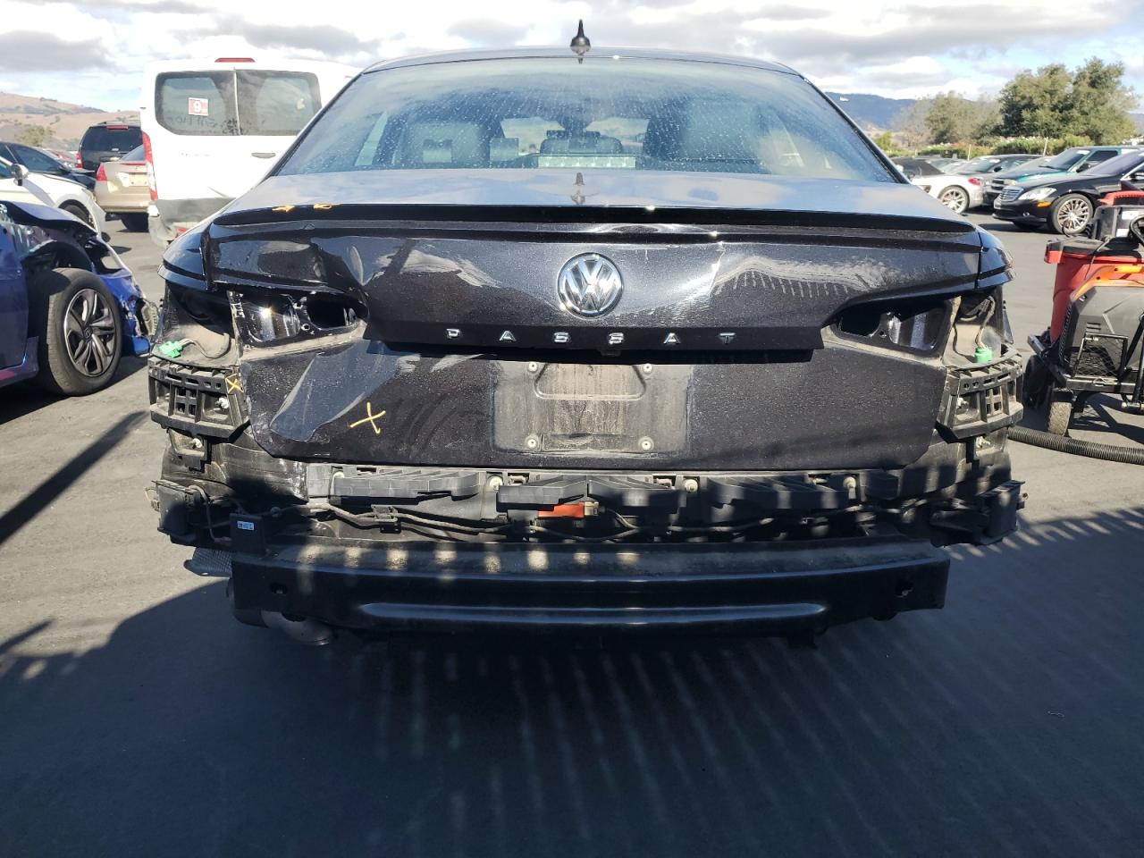 Volkswagen Passat R-line Image 10