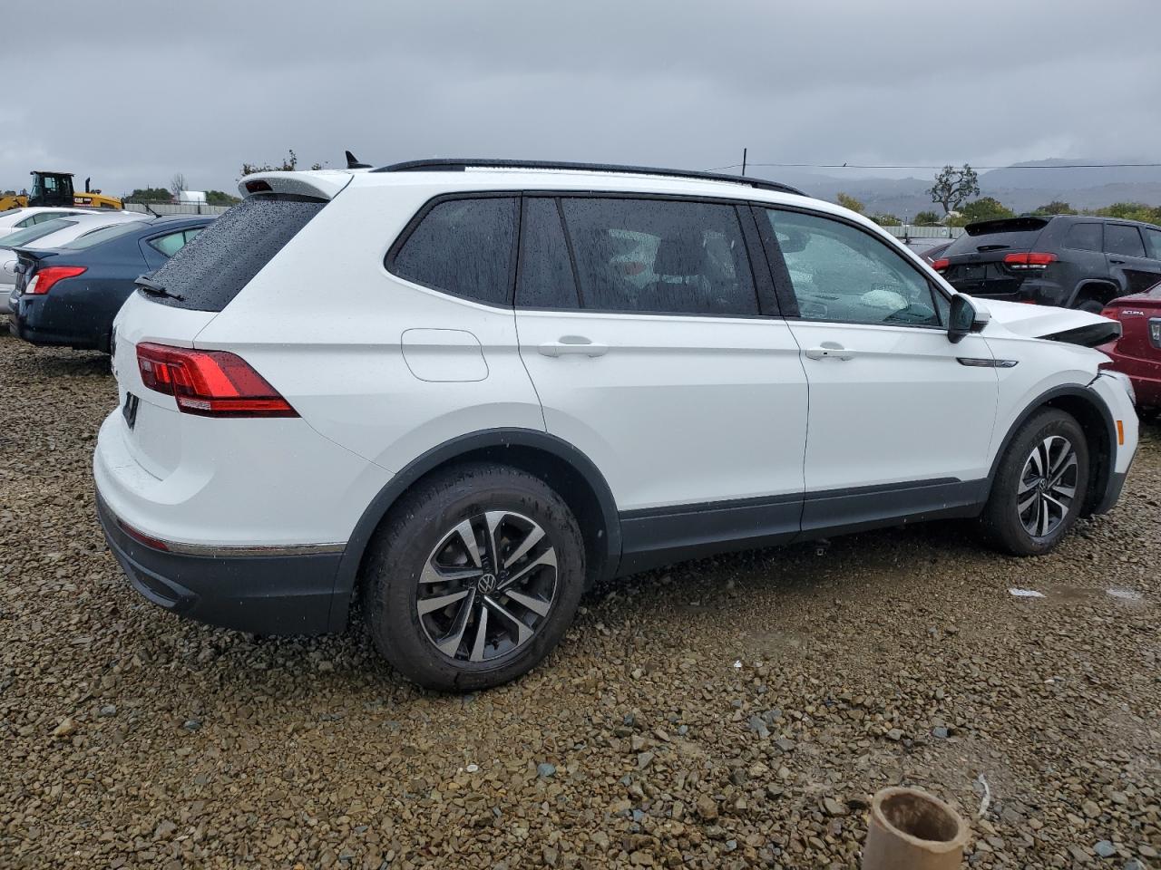 Volkswagen Tiguan S Image 7