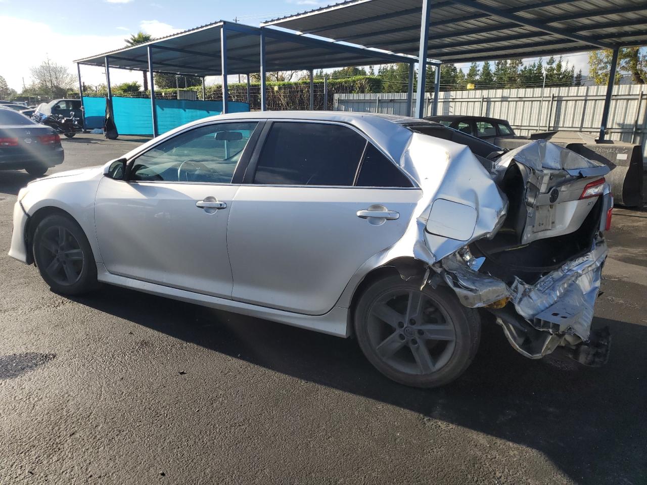 Toyota Camry L Image 5