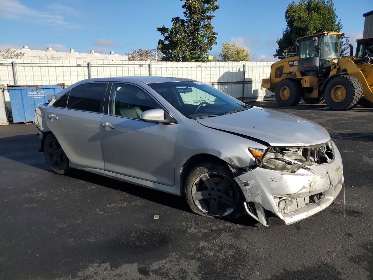 Toyota Camry L Image 4