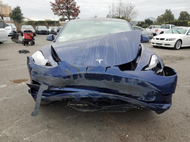 Tesla Model 3 Image 9