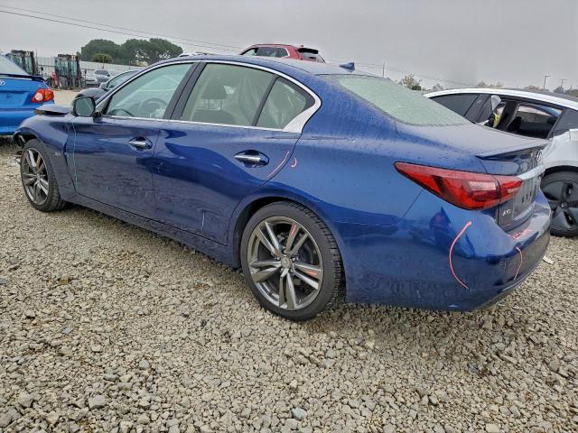 INFINITI Q50 Luxe Image 2