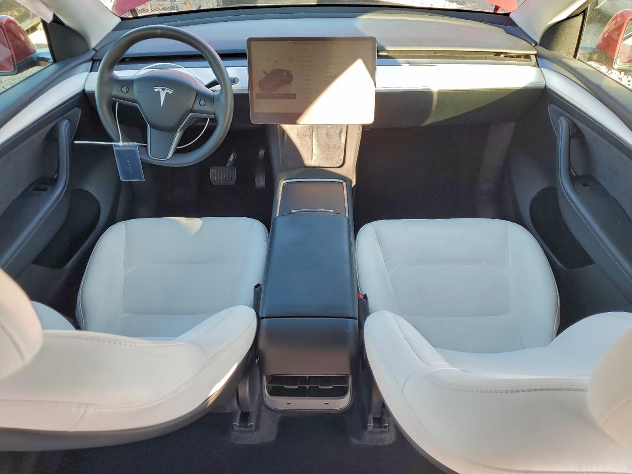 Tesla Model Y Image 6