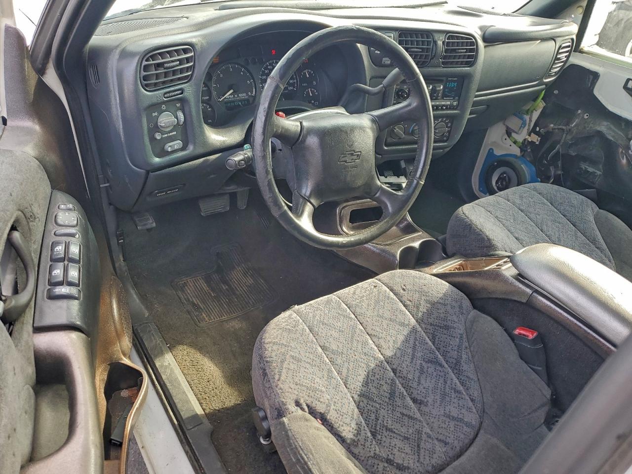 Chevrolet S-10 S10 Image 7