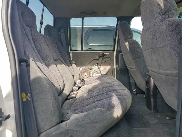 Chevrolet S-10 S10 Image 8