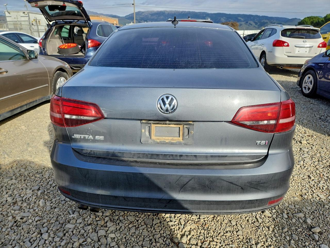 Volkswagen Jetta Se Image 7