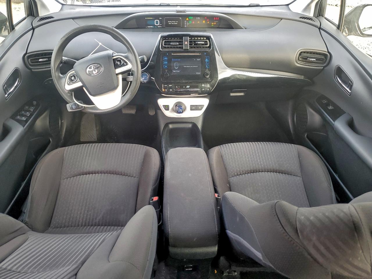 Toyota Prius Image 6