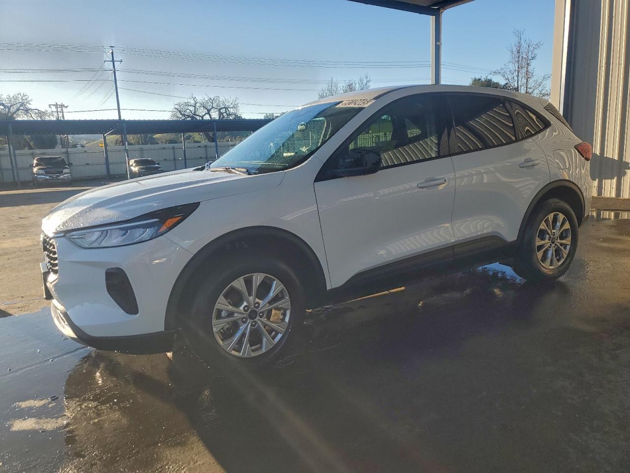 Ford Escape Active Image 1