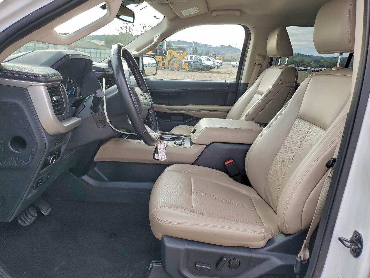 Ford Expedition Max Xlt Image 10