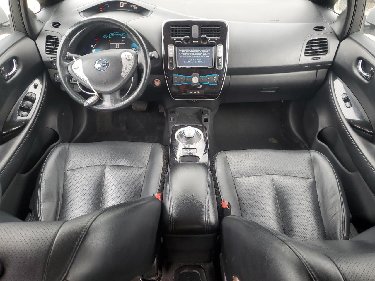 Nissan LEAF S Image 8