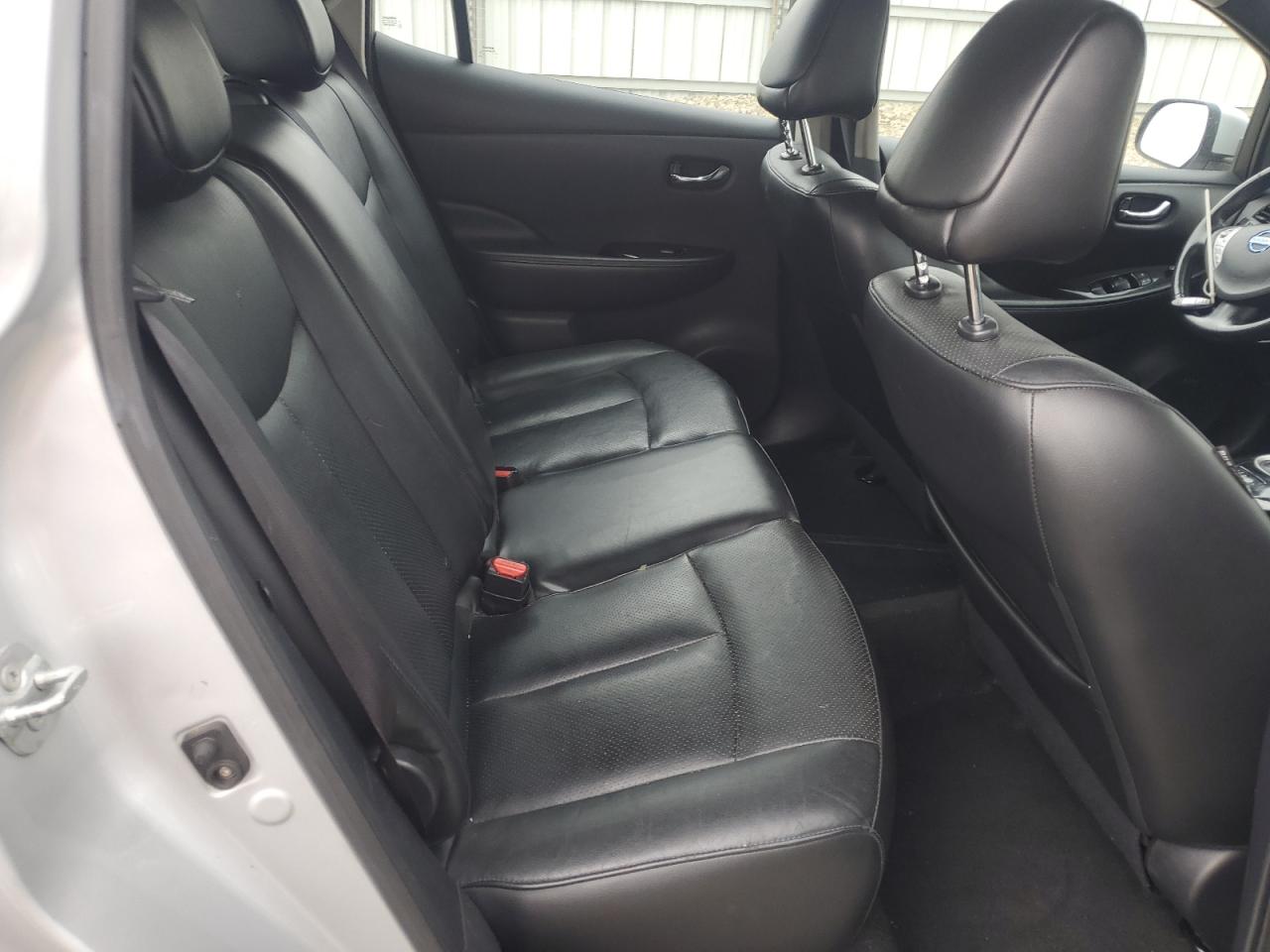 Nissan LEAF S Image 9