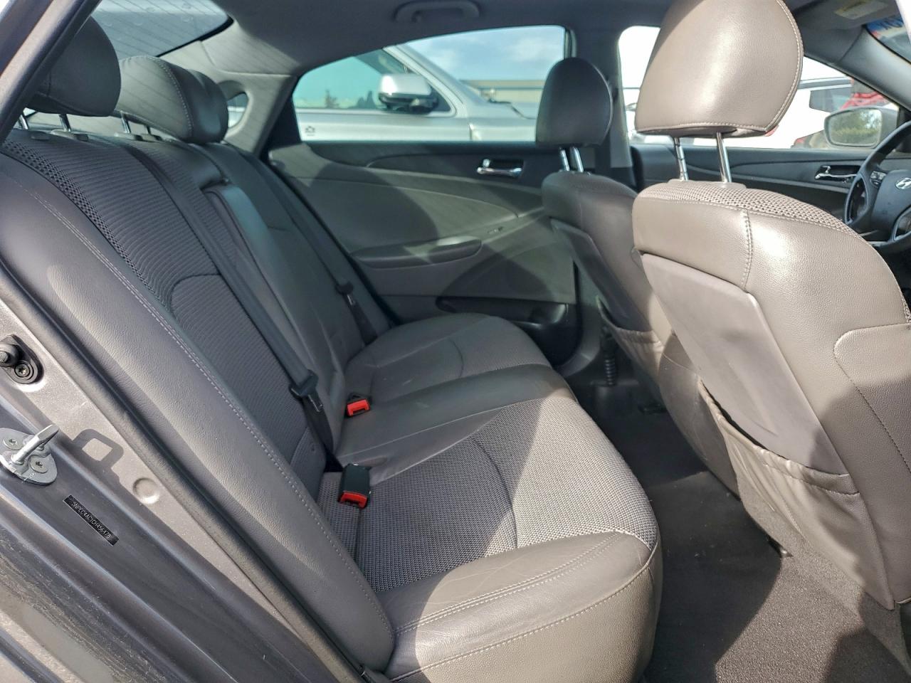 Hyundai SONATA Se Image 9