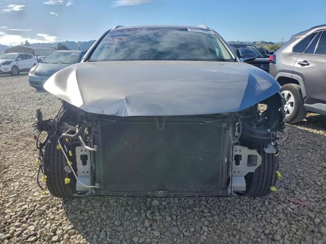 Lexus NX 300 Base Image 5