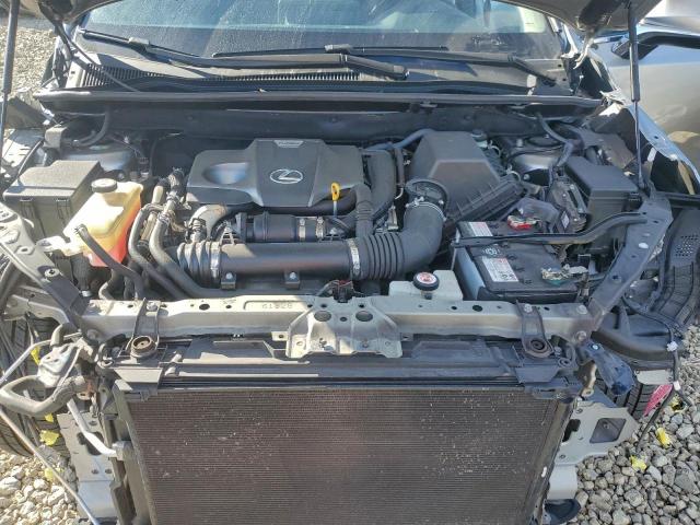 Lexus NX 300 Base Image 11