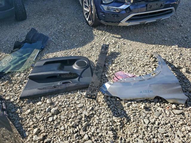 Lexus NX 300 Base Image 12