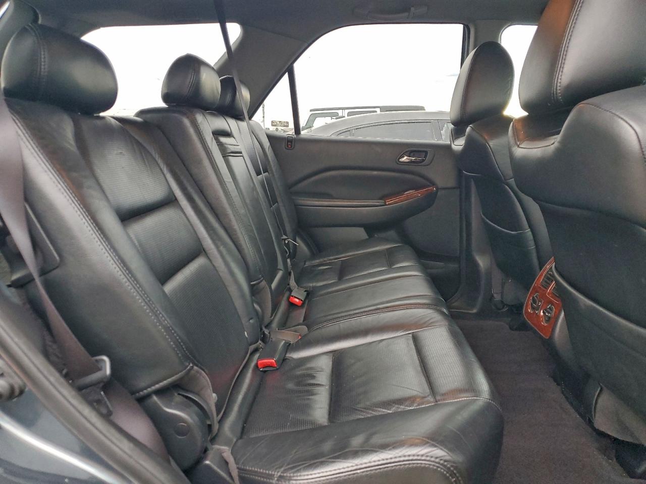 Acura MDX Touring Image 11