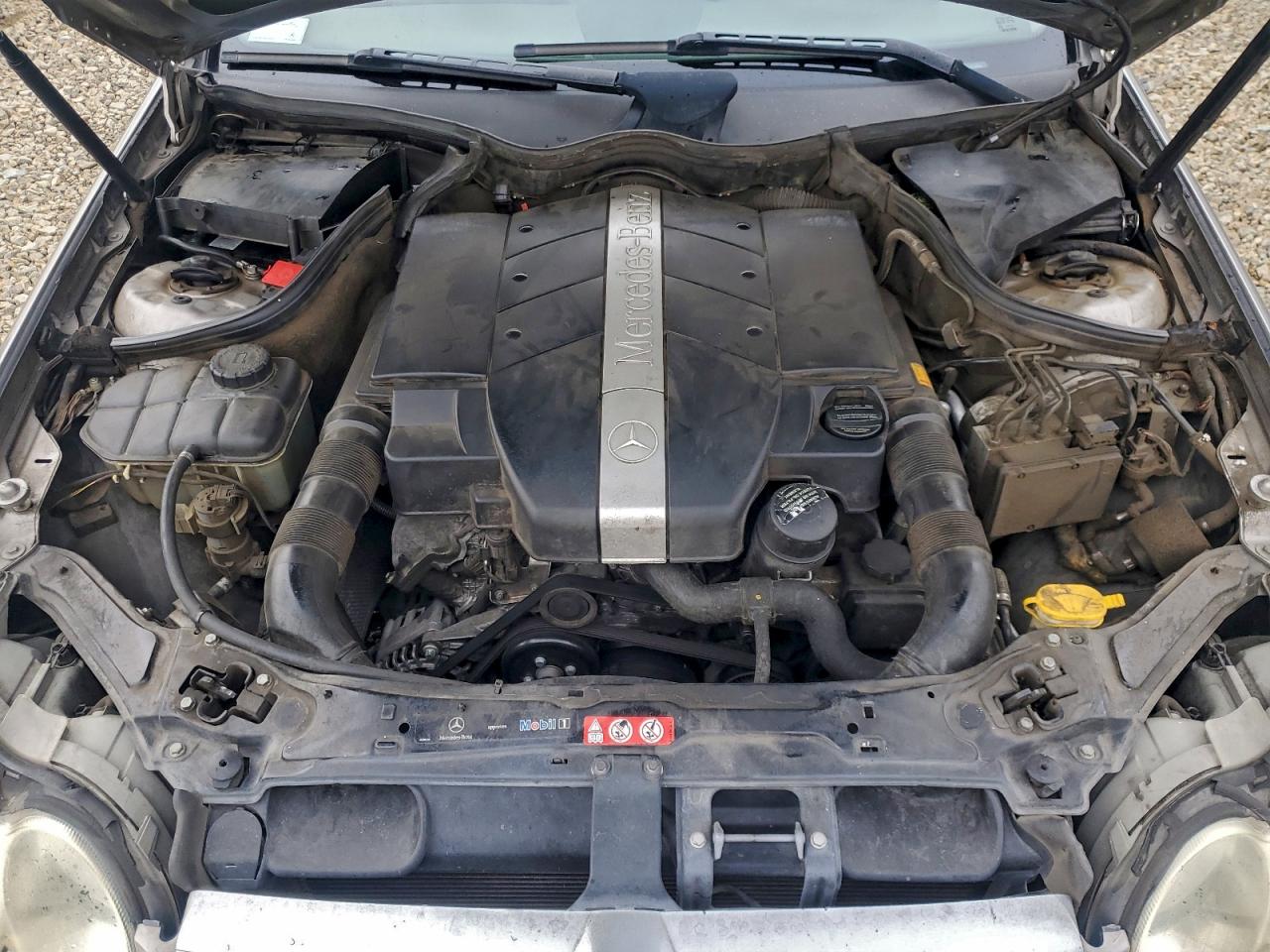 Mercedes-Benz Clk-class 320 Image 7