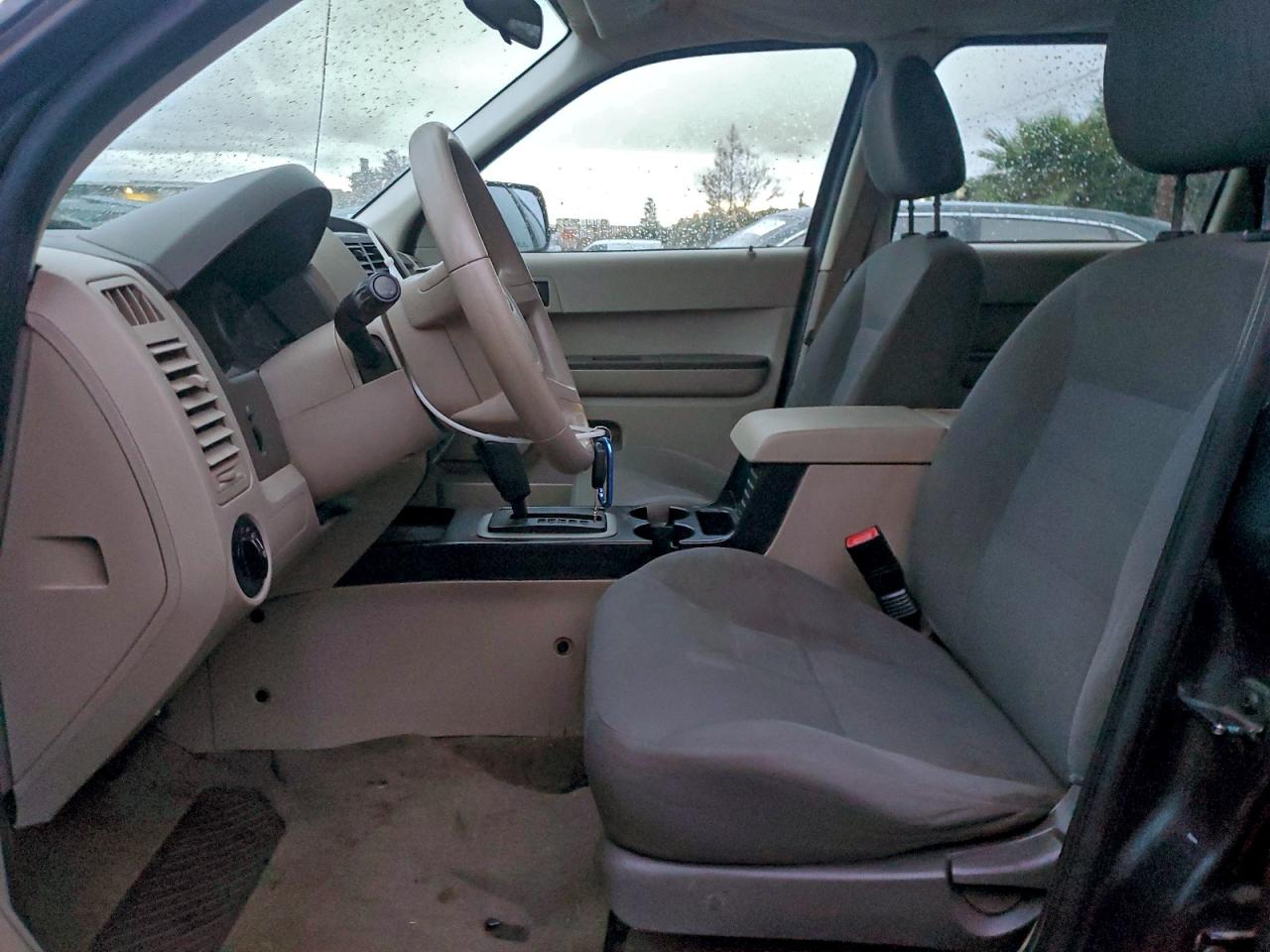 Ford Escape Xls Image 9