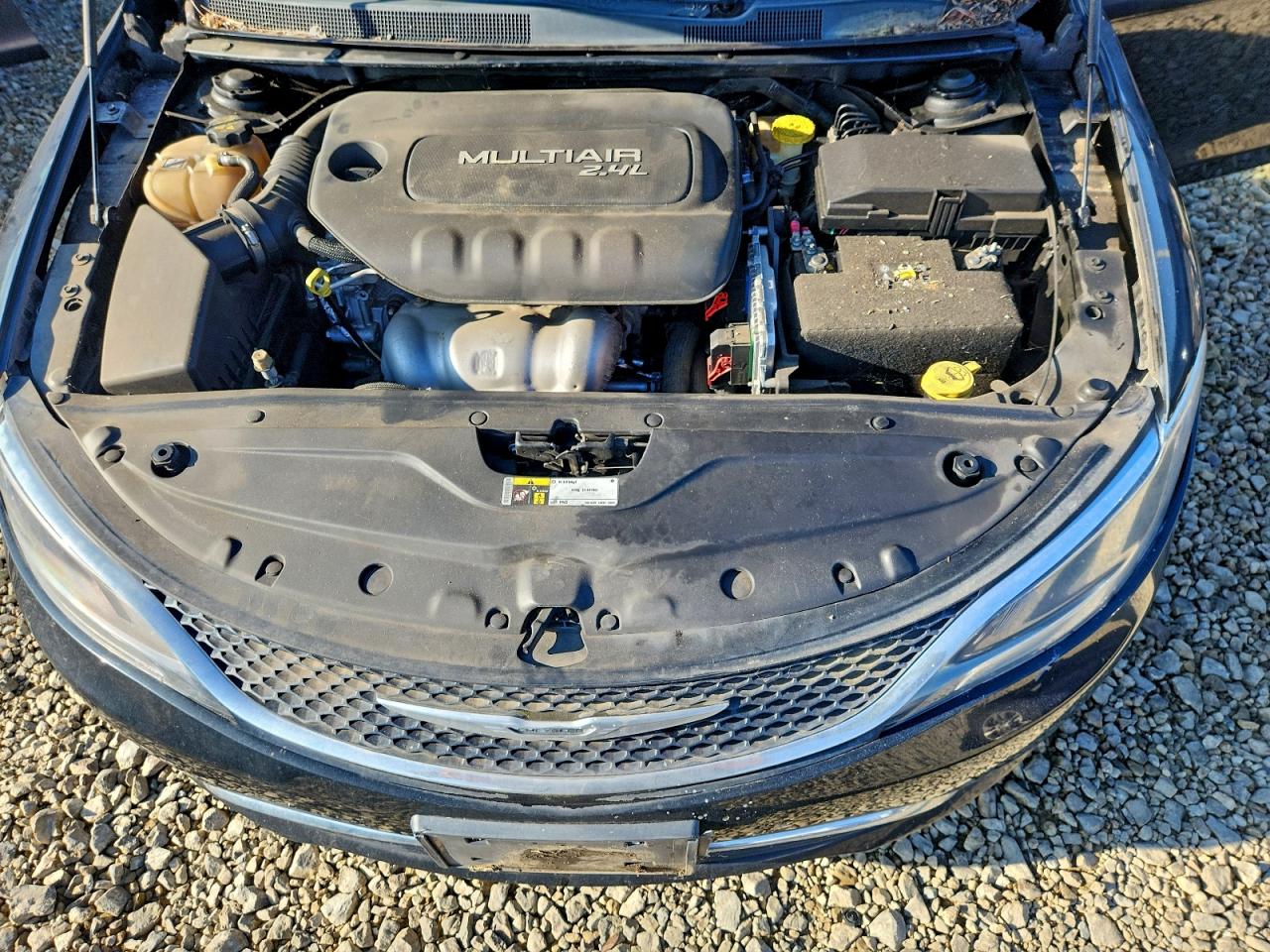 Chrysler 200 Limited Image 10