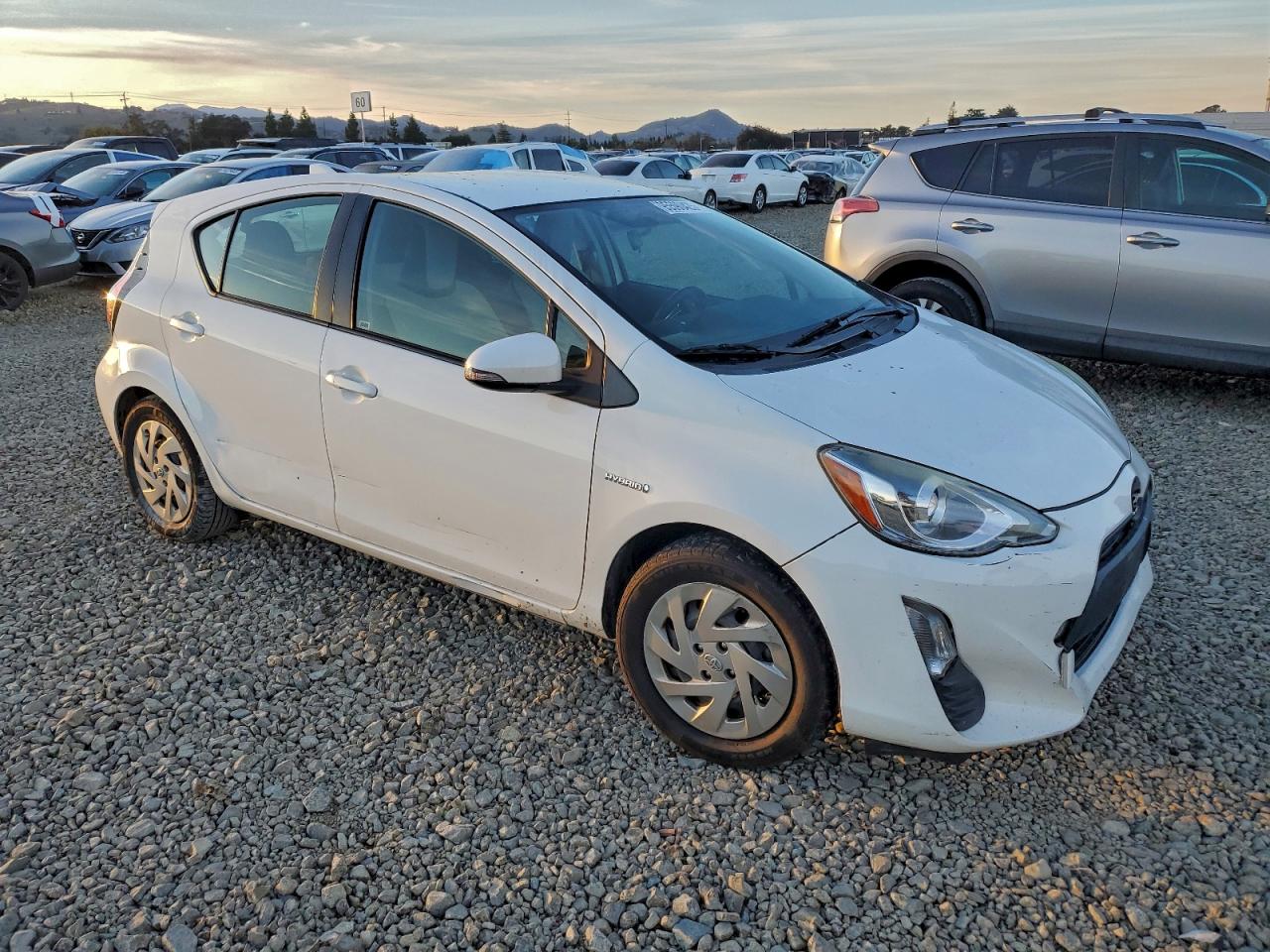 Toyota Prius Image 2