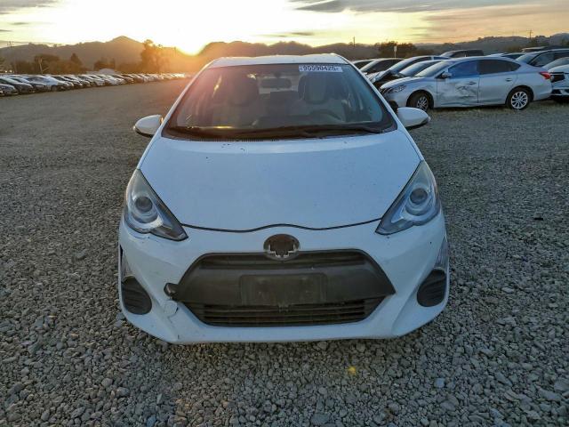 Toyota Prius Image 4