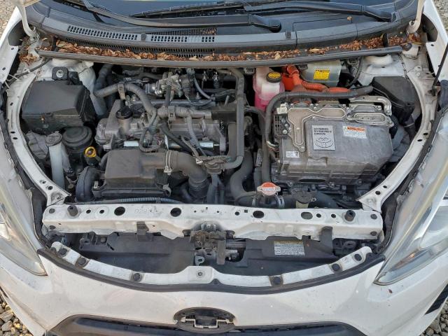 Toyota Prius Image 10