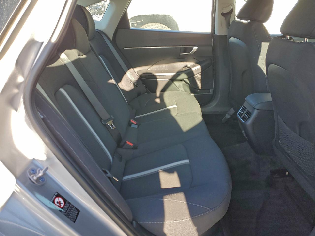 Hyundai SONATA Hybrid Image 10