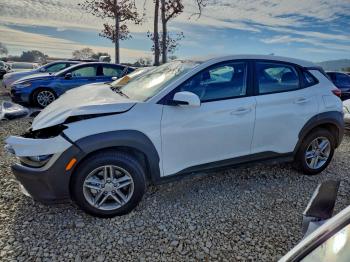  Salvage Hyundai KONA