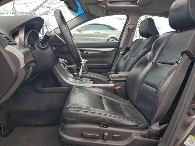 Acura TL Image 8