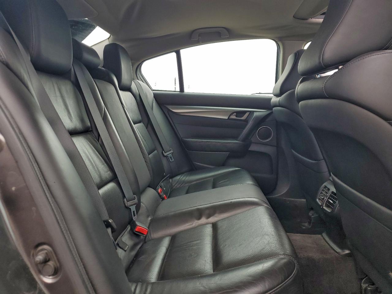 Acura TL Image 7