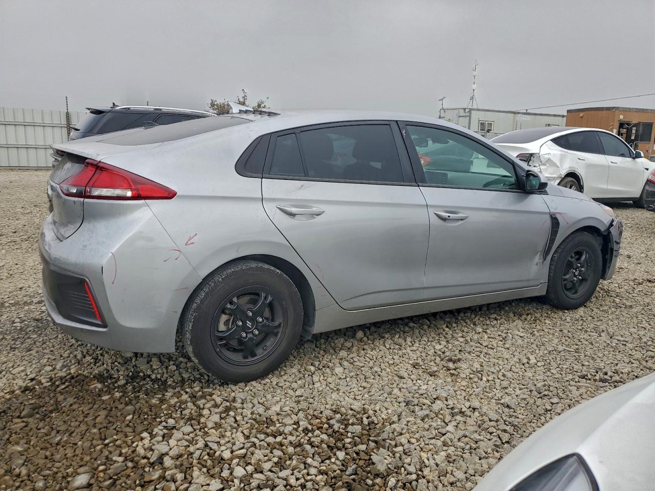 Hyundai Ioniq Blue Image 2