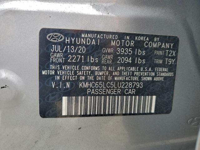 Hyundai Ioniq Blue Image 12