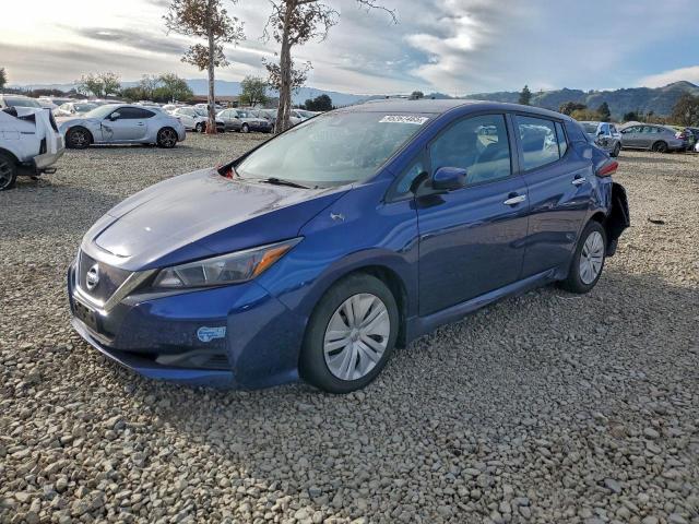  Salvage Nissan LEAF