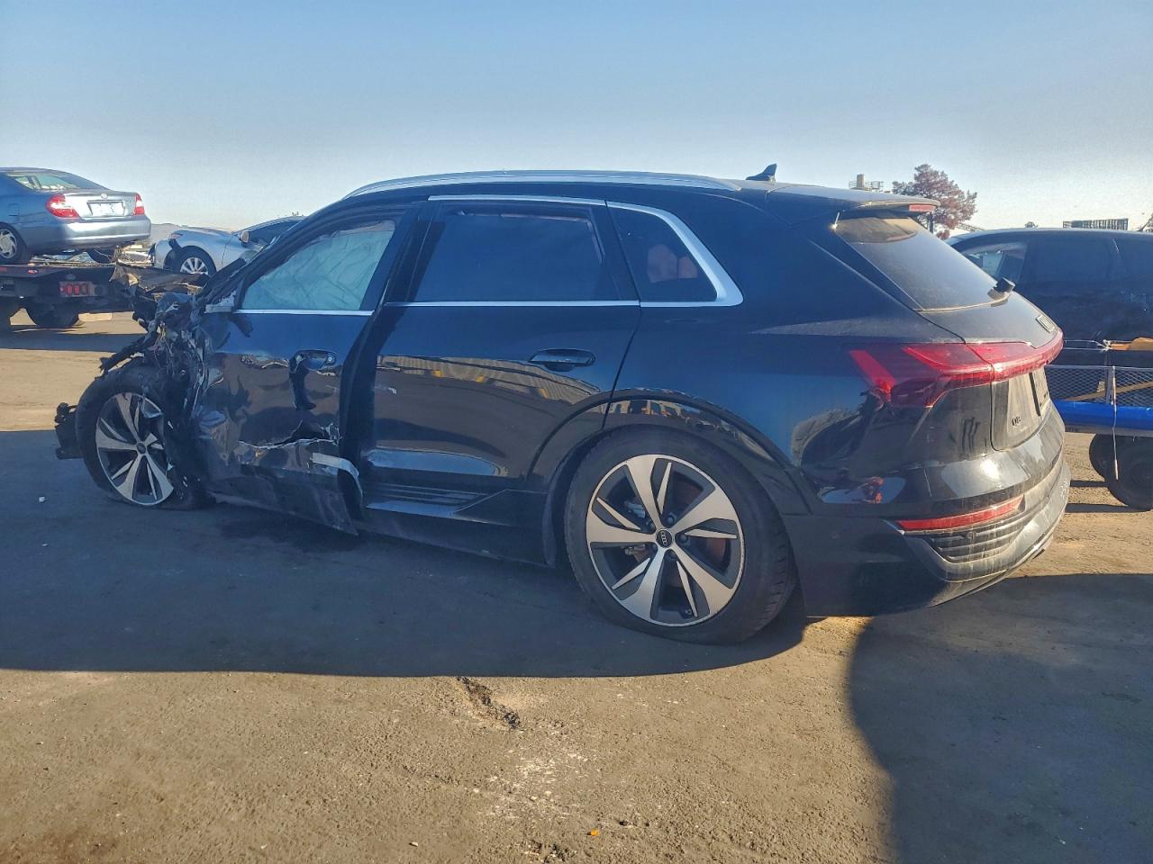 Audi Q8 Premium Plus Image 12