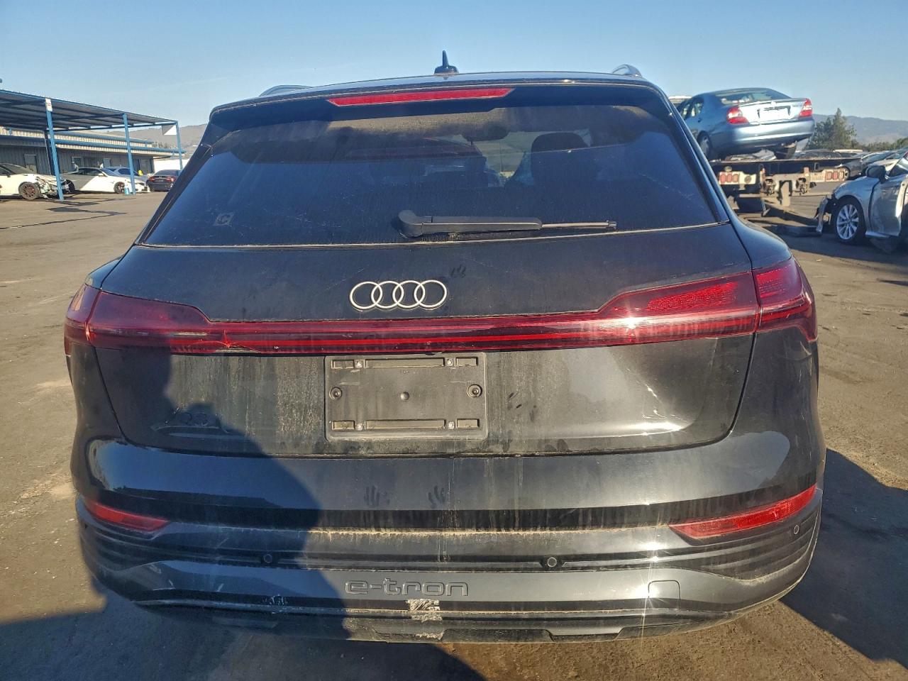 Audi Q8 Premium Plus Image 10