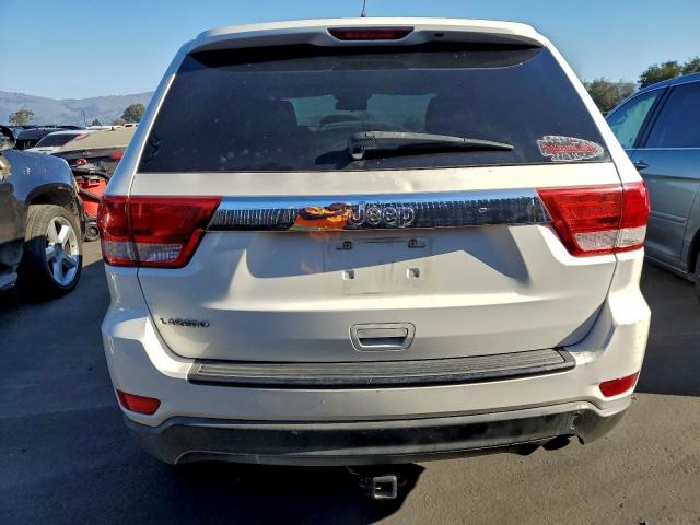 Jeep Grand Cherokee Laredo Image 11