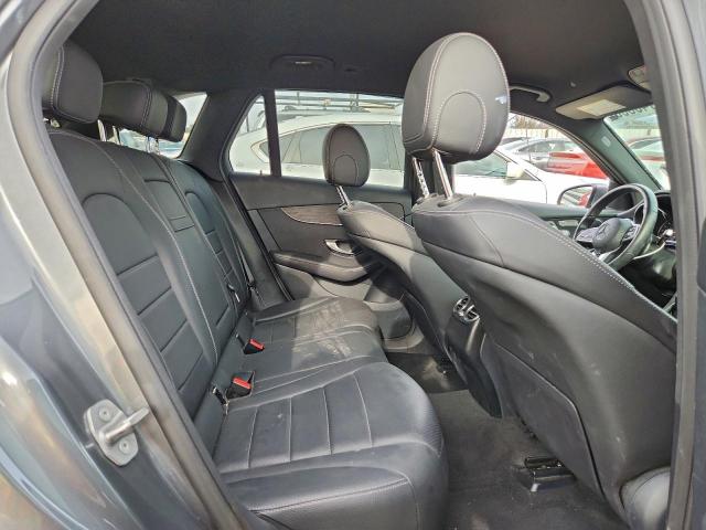 Mercedes-Benz GLC 300 4matic Image 8