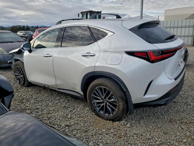 Lexus NX 350h Base Image 4