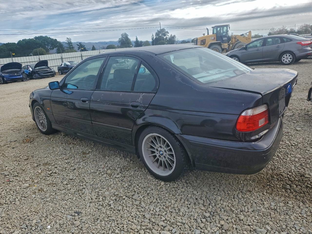 BMW 5 Series I Image 5