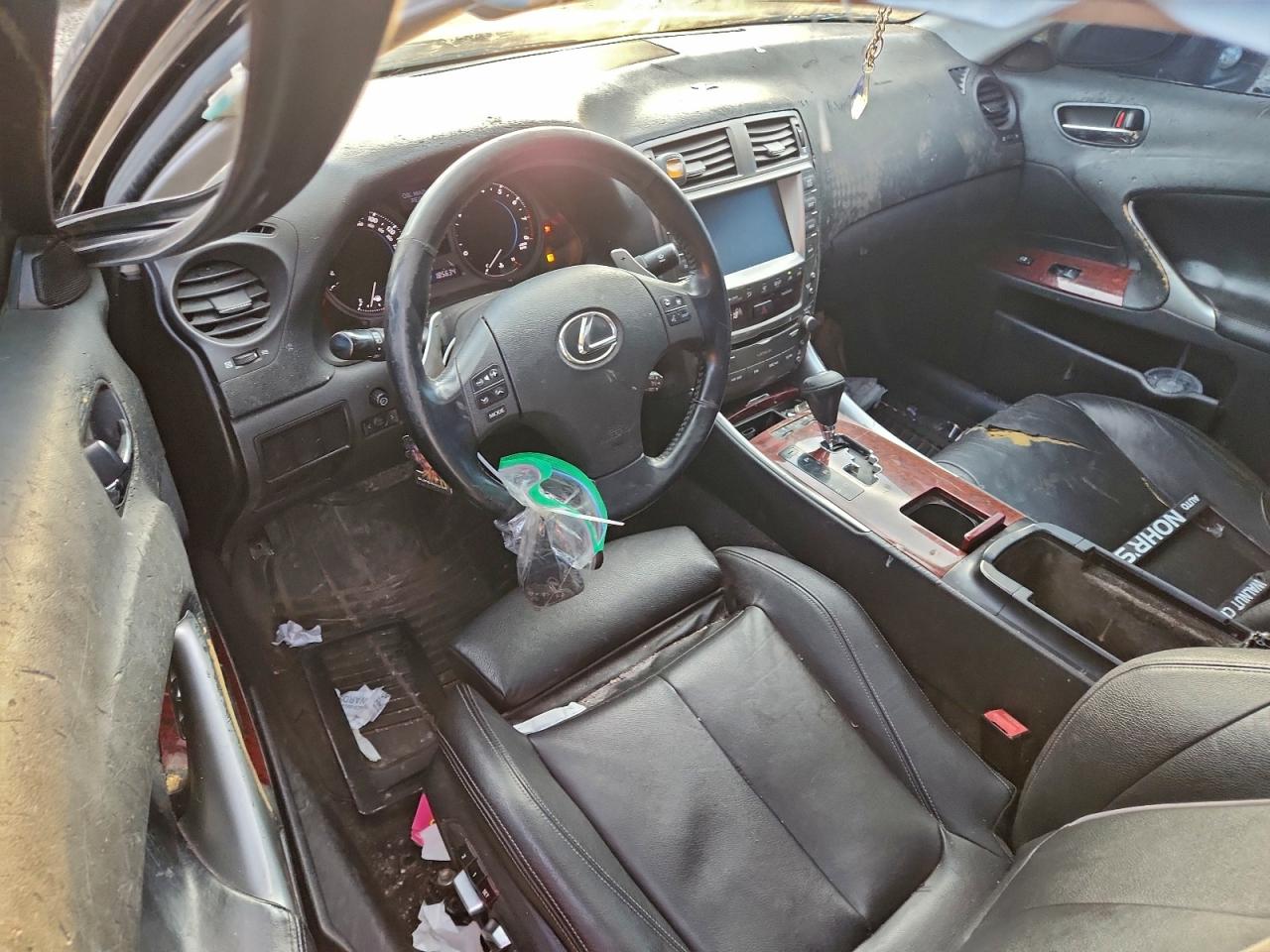 Lexus Is 250 Image 2