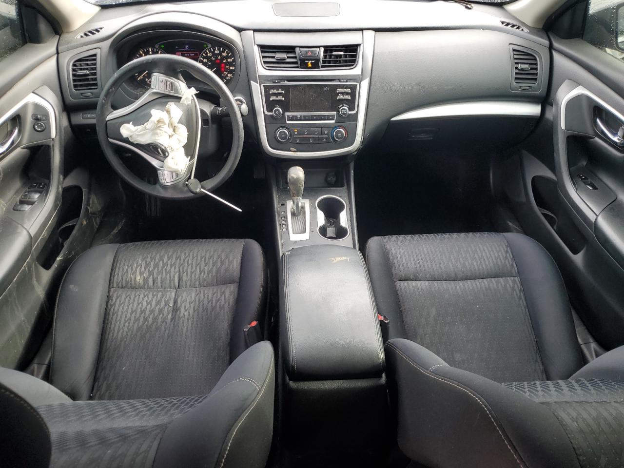 Nissan Altima 2.5 Image 6