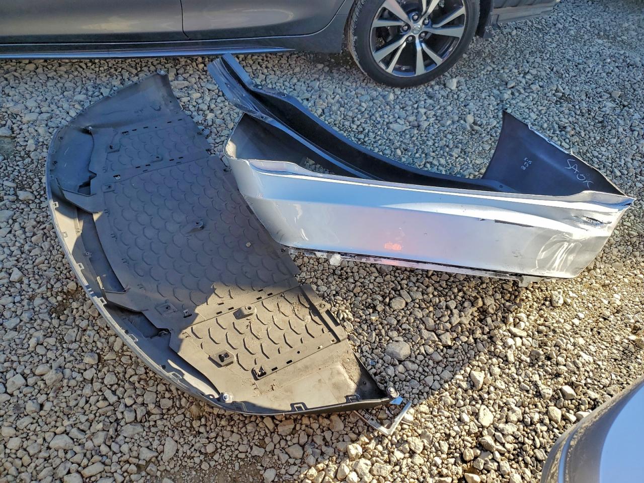 Tesla Model S Image 7